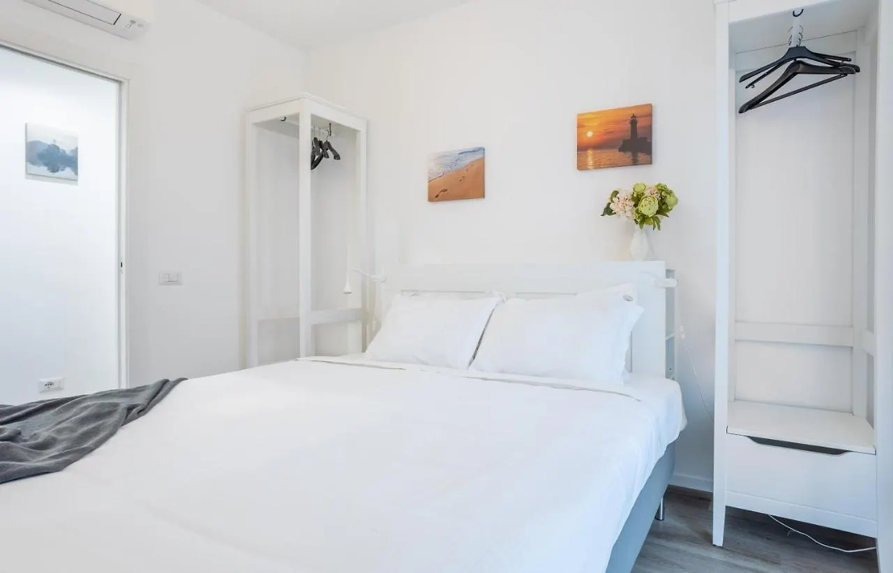 Apartment 2 Bedrooms Apt With Terrace - Nolo Area Via Varanini Milan Italy